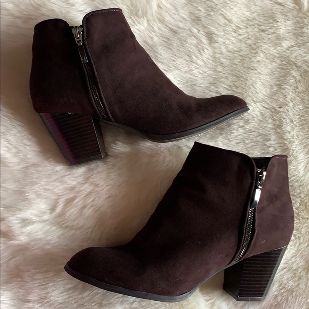 Brown booties - Picture 2 of 6